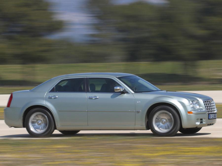  Chrysler 300C 2004 года  (EU) (фото 6 из 7)
